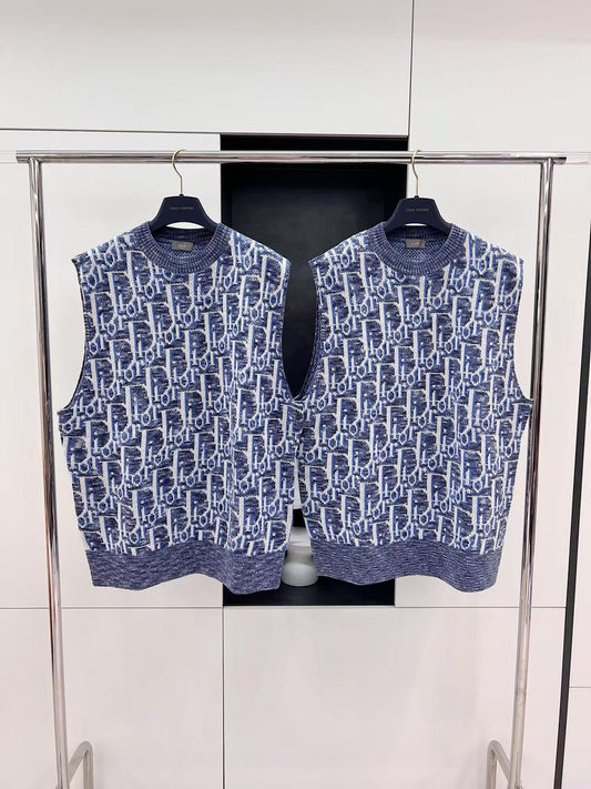 CD Vest Sweater (Size L / Chest 108)