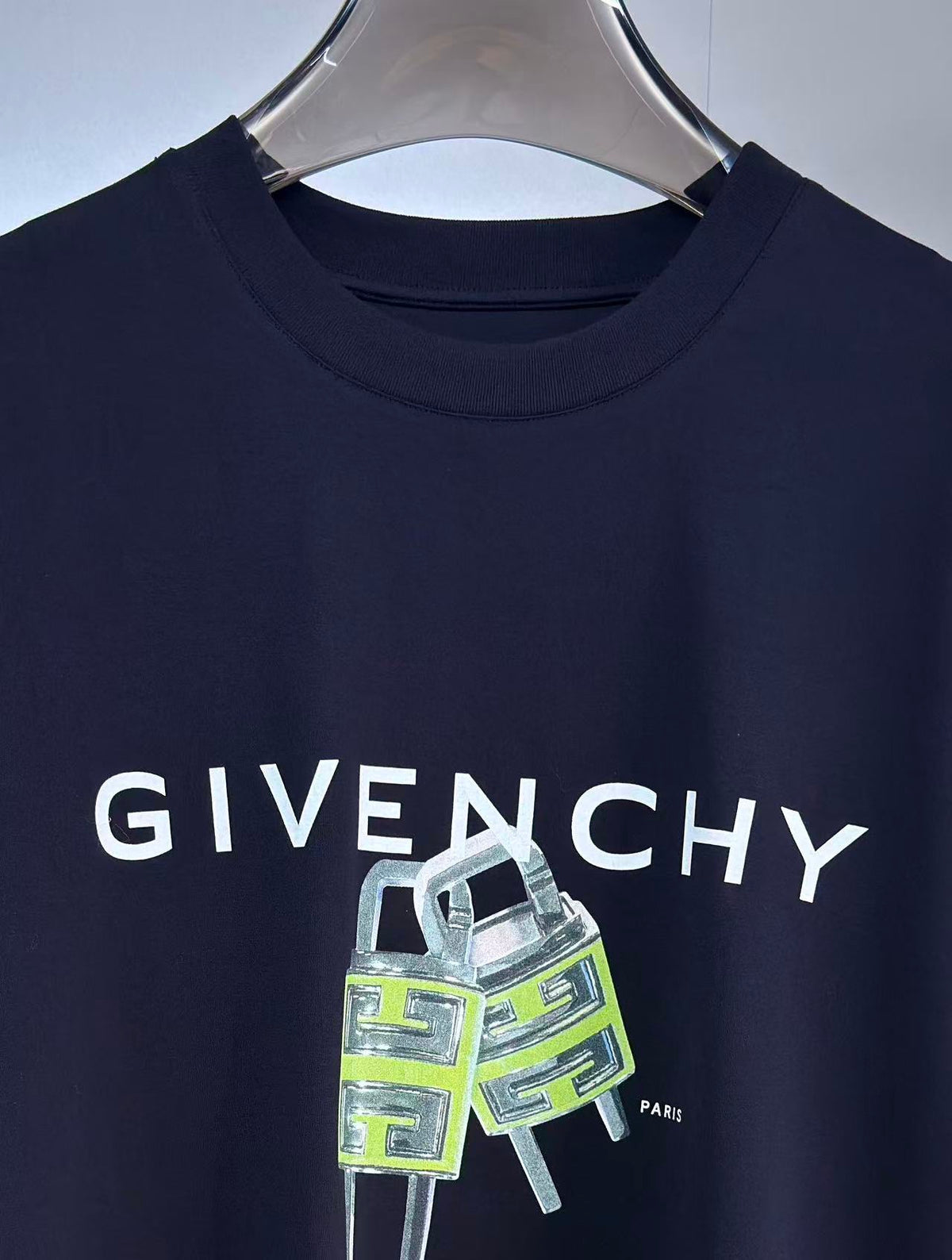 Givenchy T-Shirt