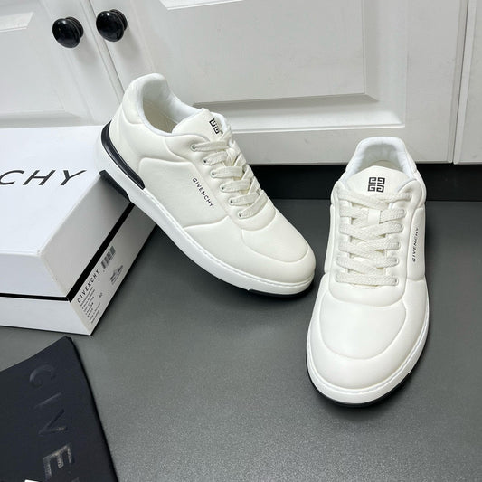 Givenchy Sneakers