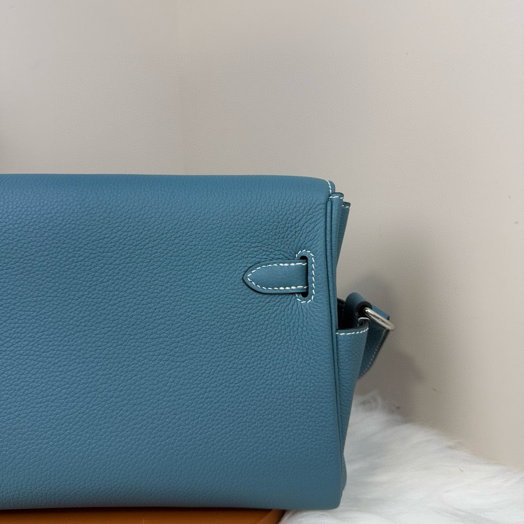 Hermes Messenger Bag