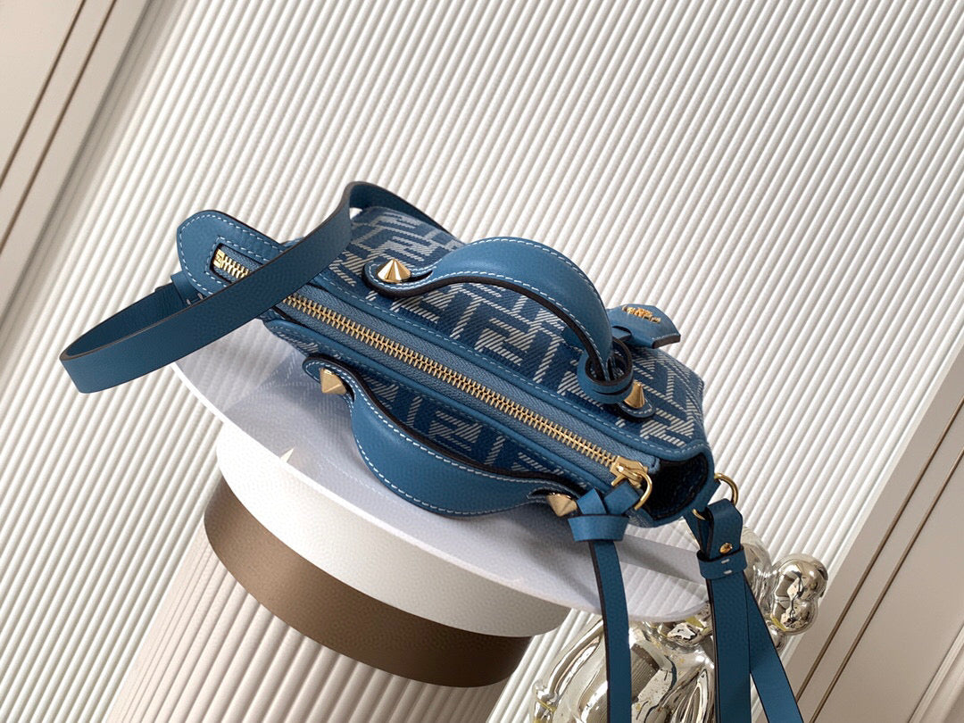 Fendi Sling bag (Mini)