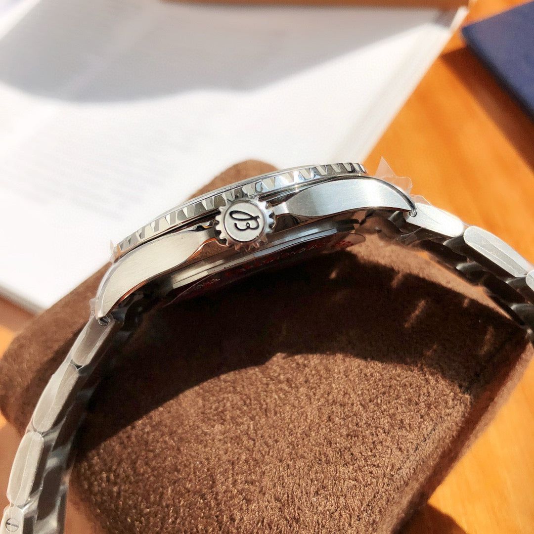 Breitling Superocean Automatic 42mm