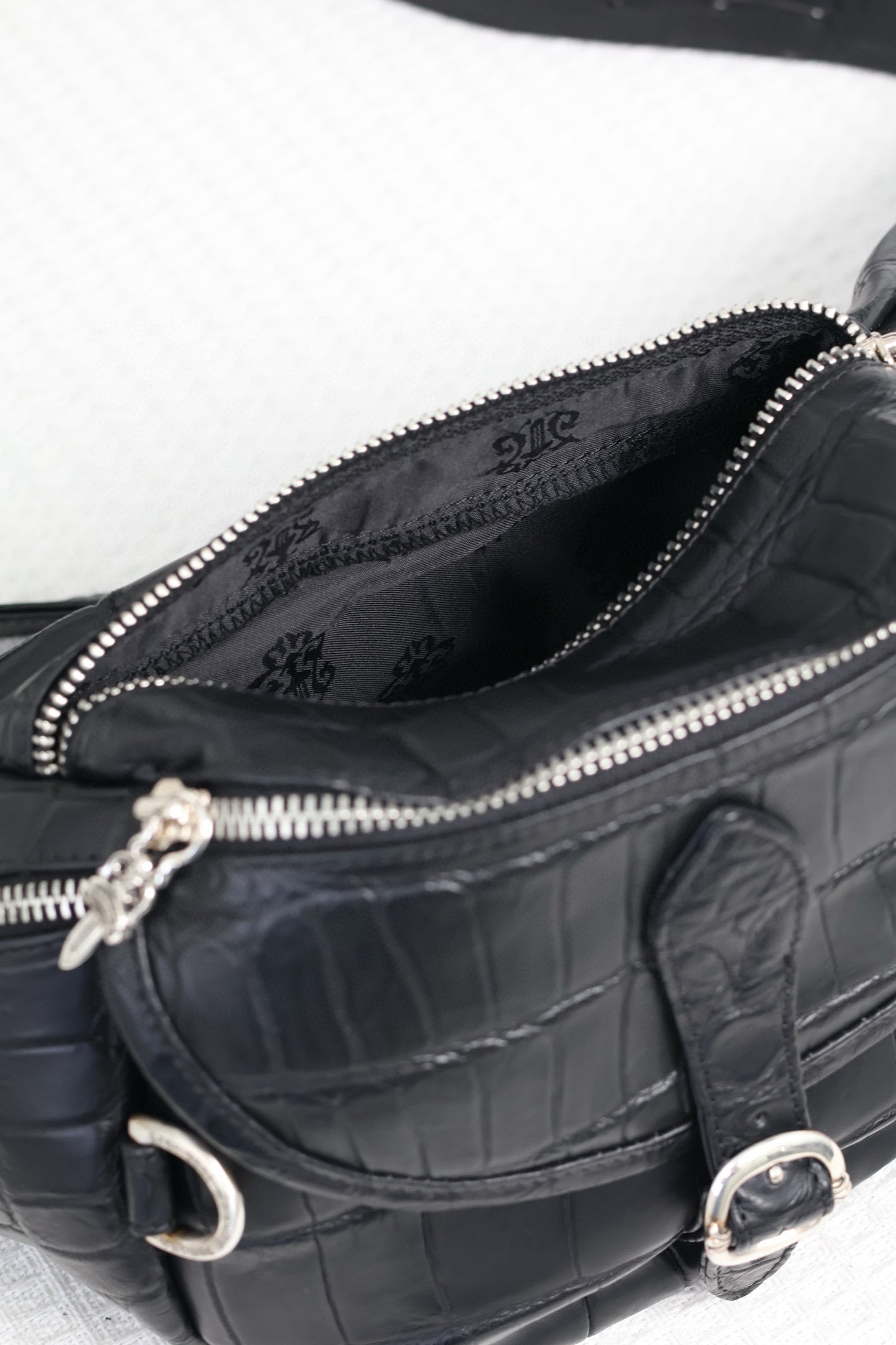 CH Crocodile-Embossed Snat Pack Waist Bag