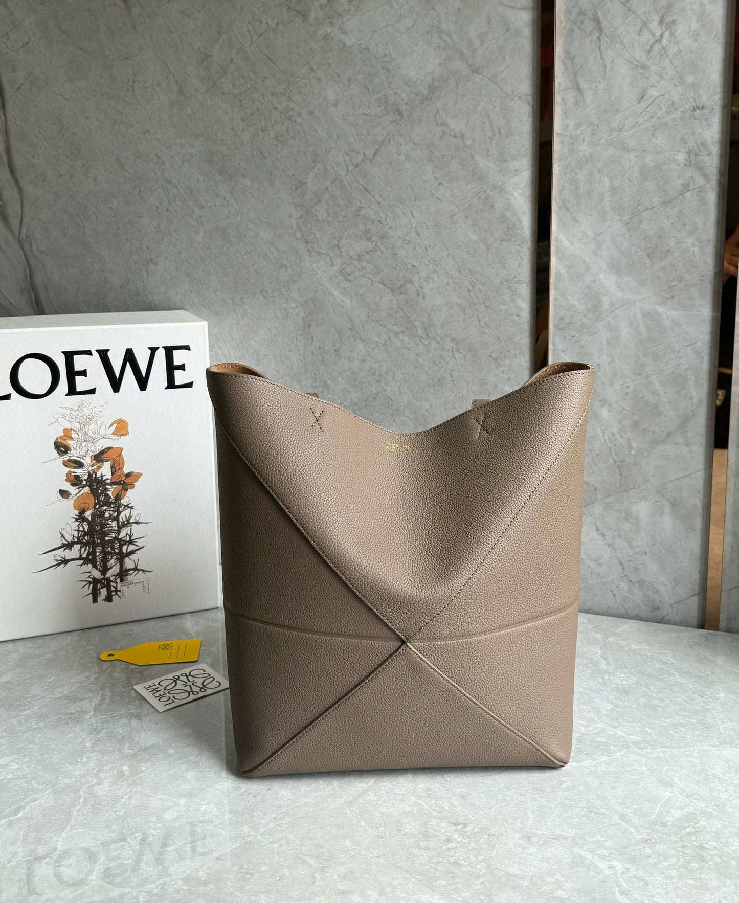 Loewe Puzzle Fold Tote Bag(25.5x14.5x31.5cm)