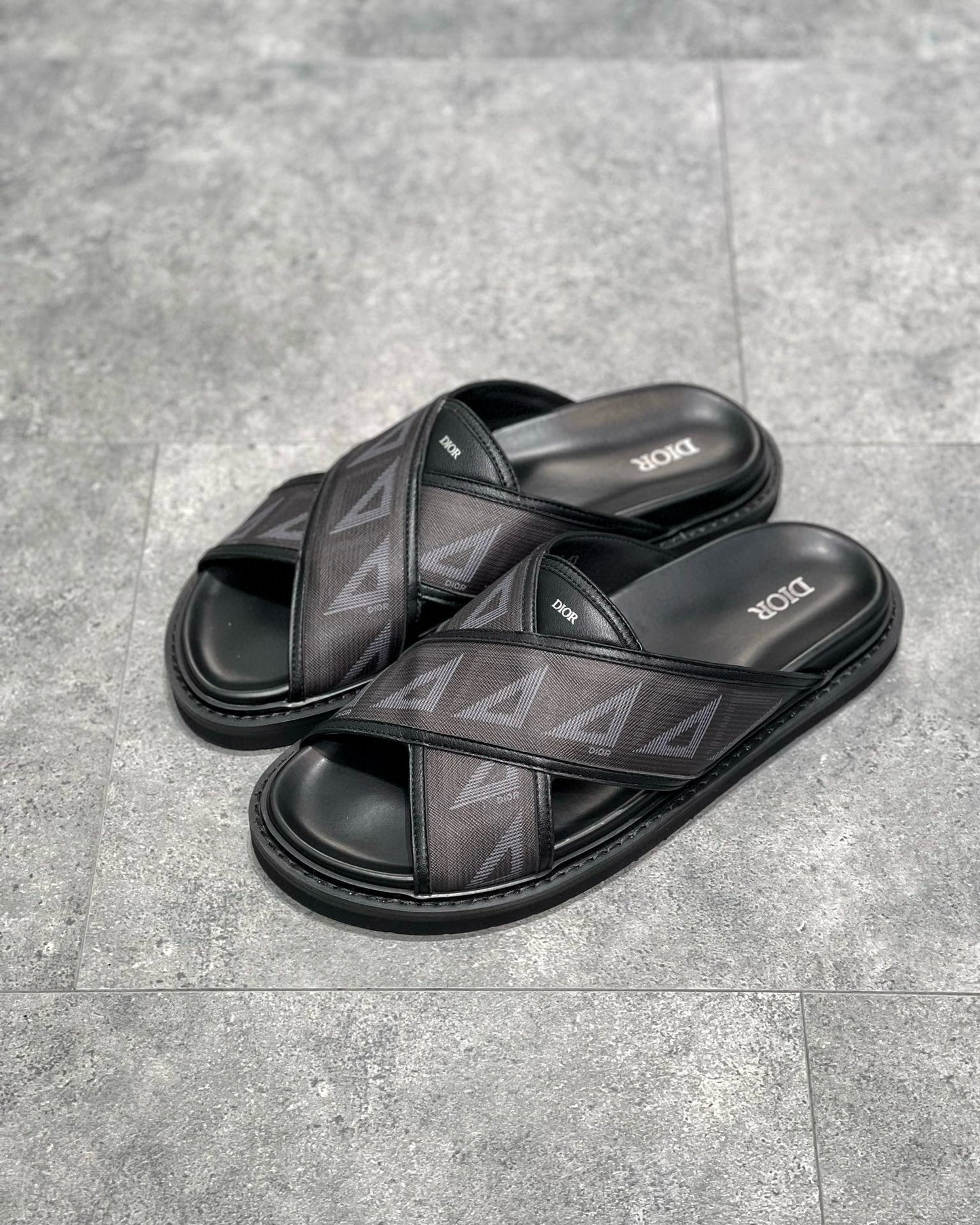 CD SANDALS