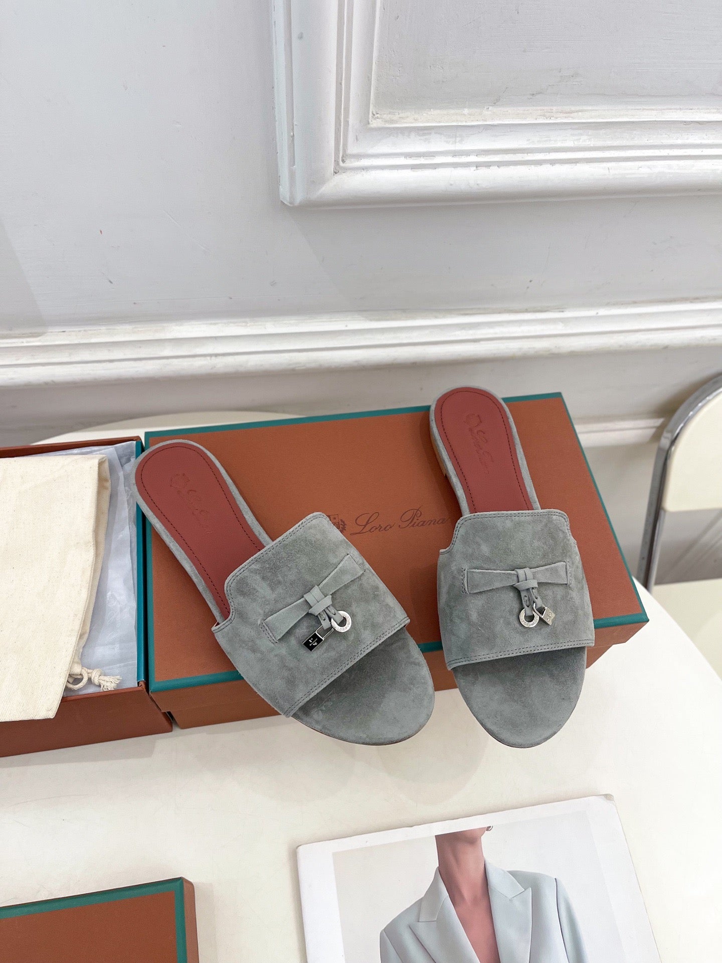 LP Sandals