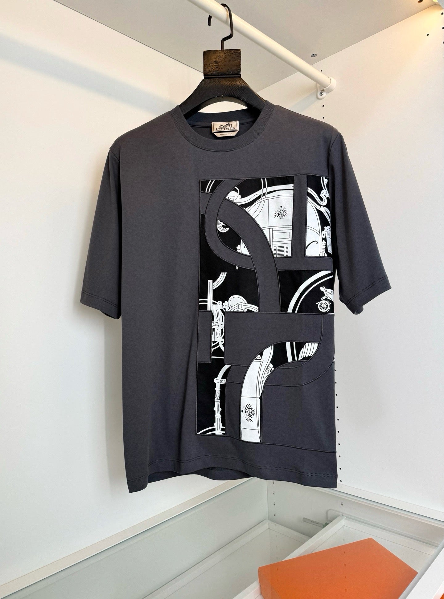 Hermes T-shirt