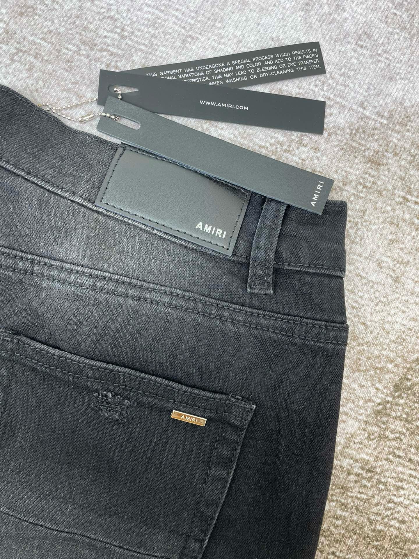 Amiri Jeans