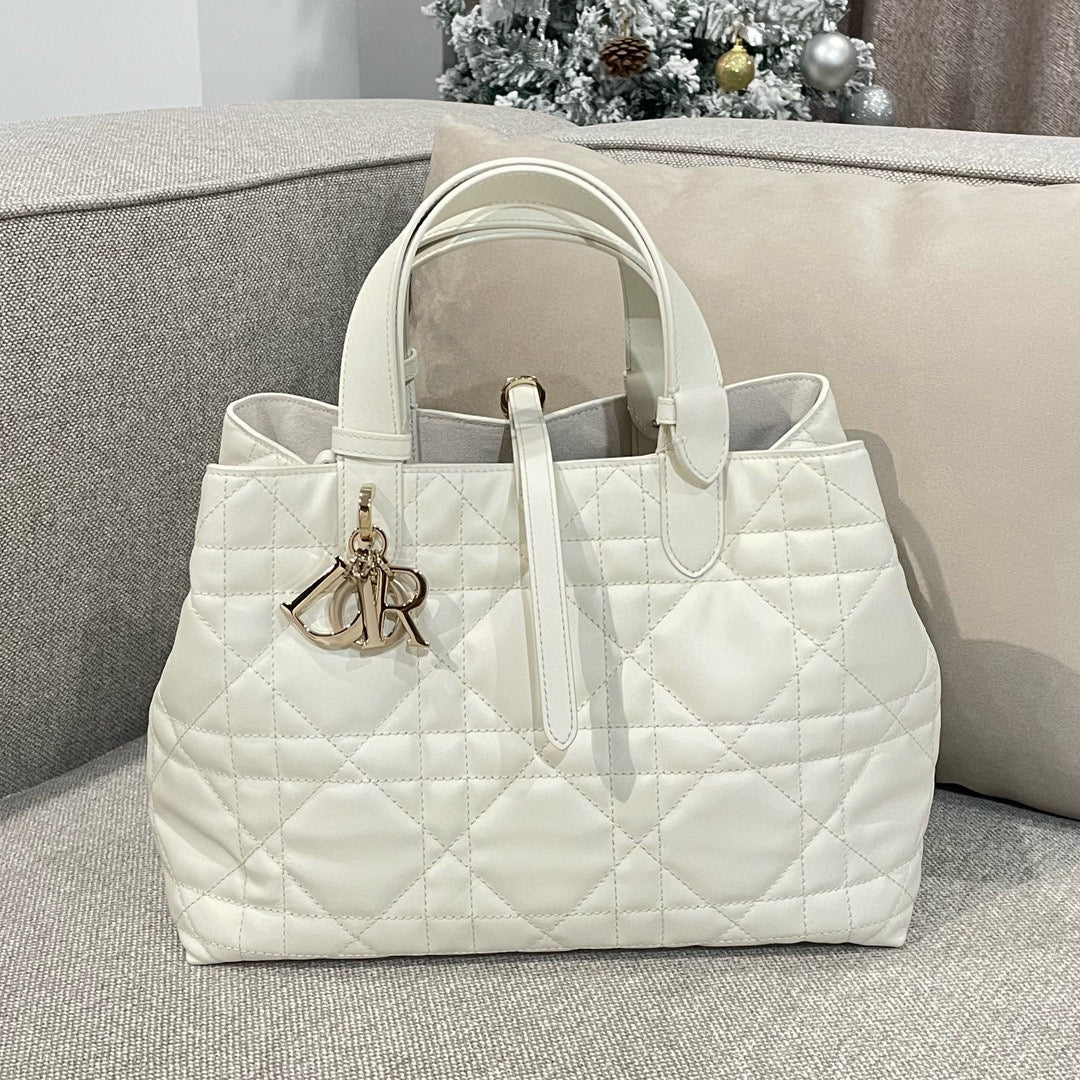 Dior Toujours Bag
