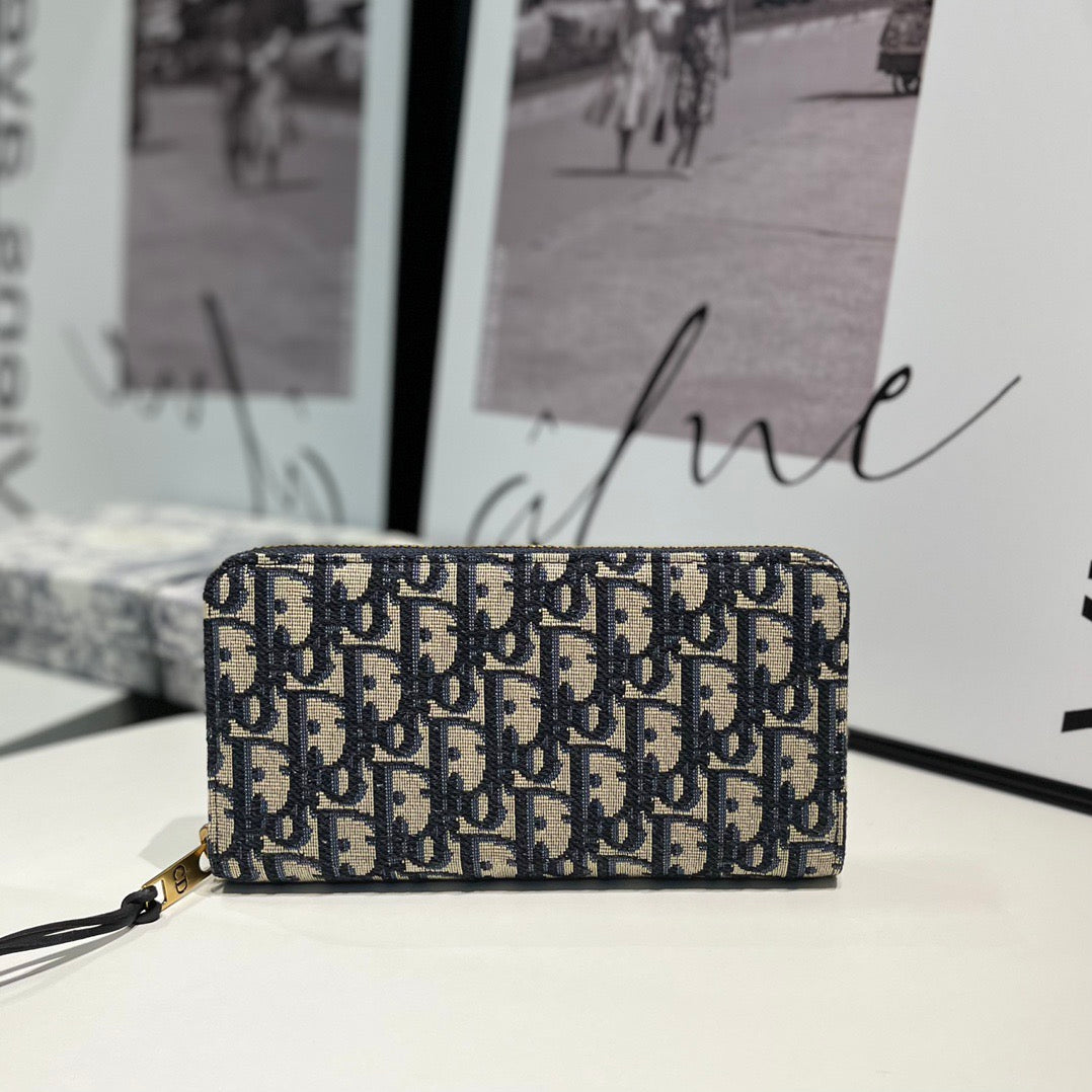 Dior Wallet