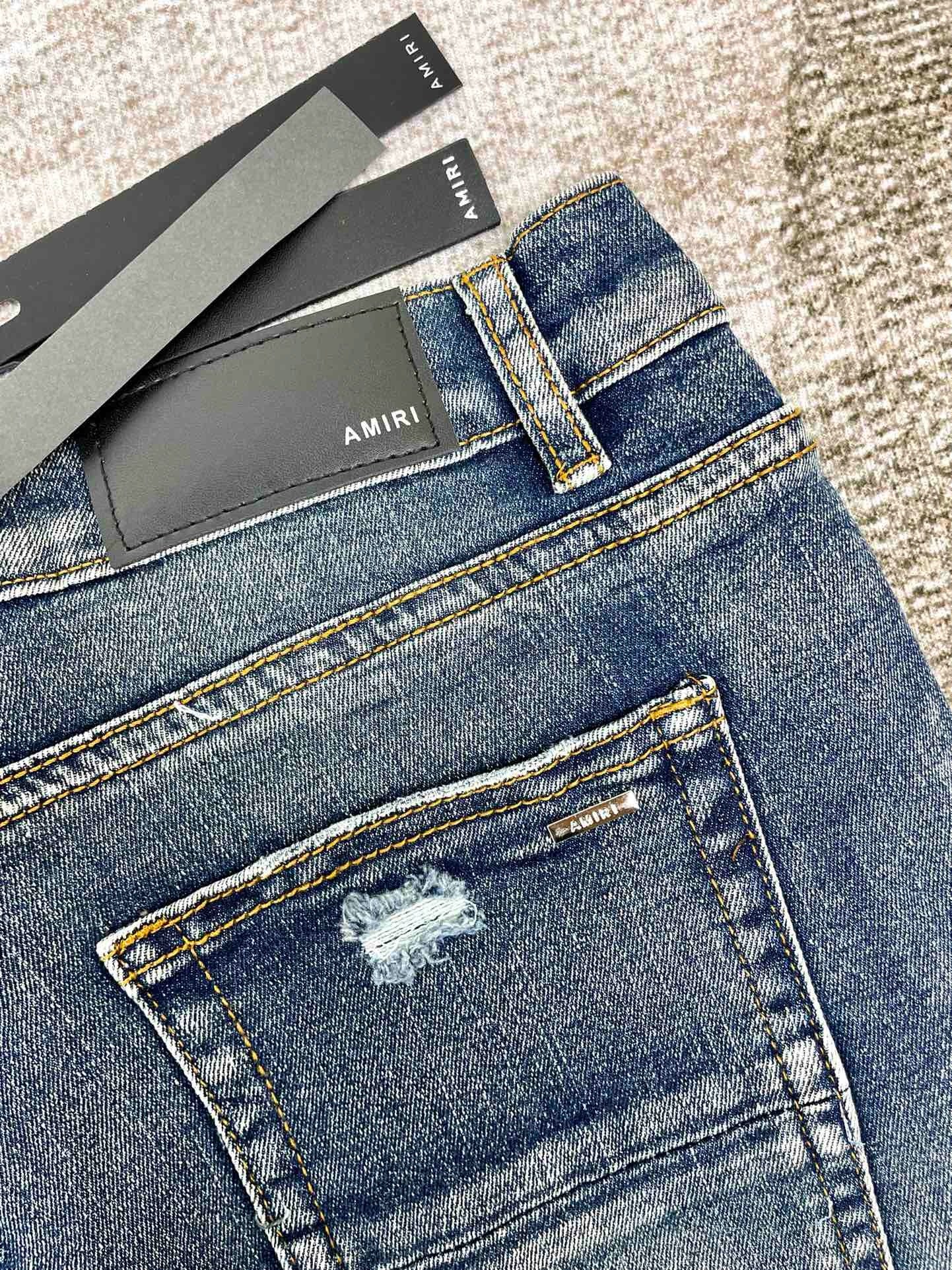 Amiri Jeans