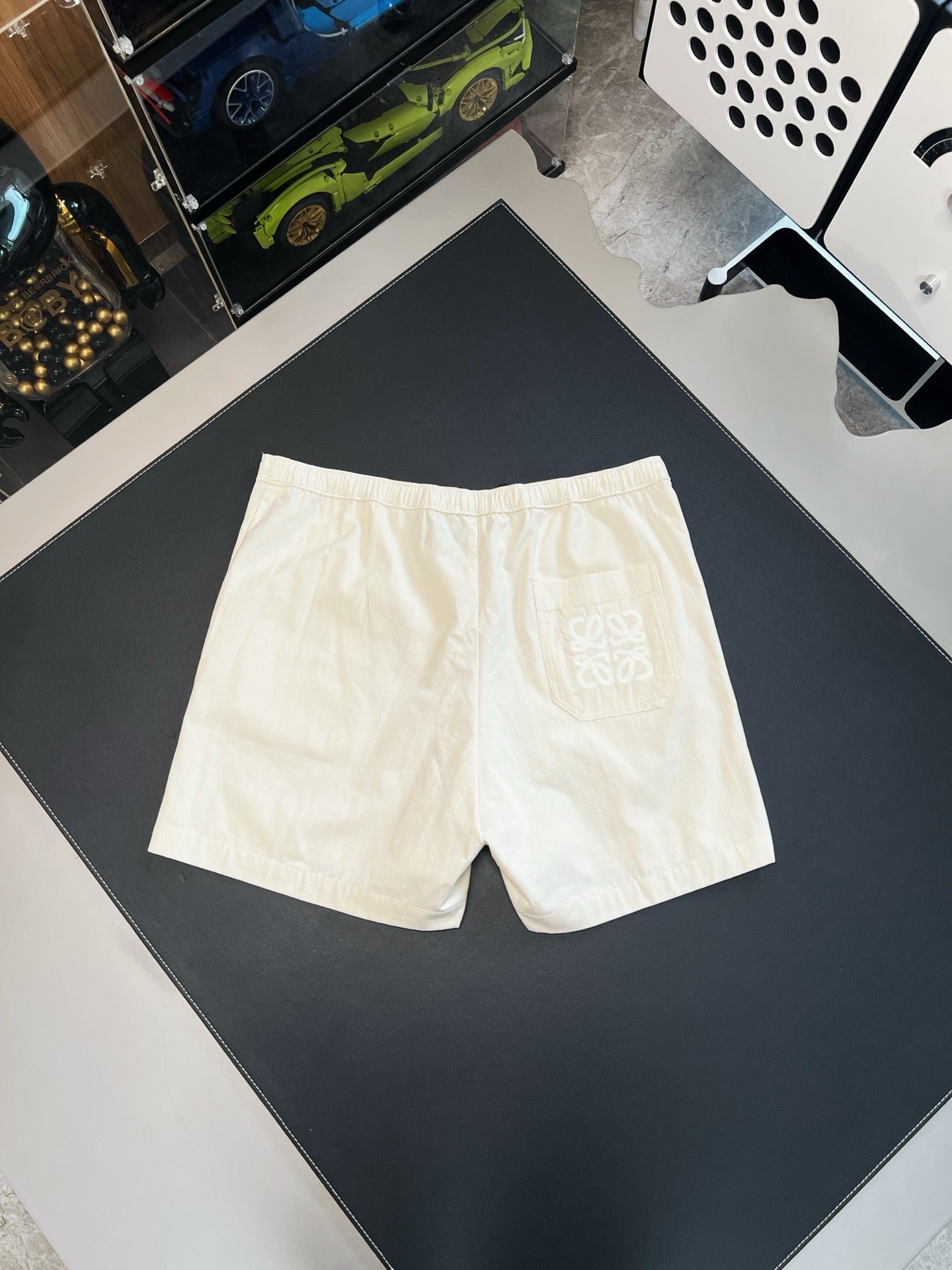 Loewe Shorta