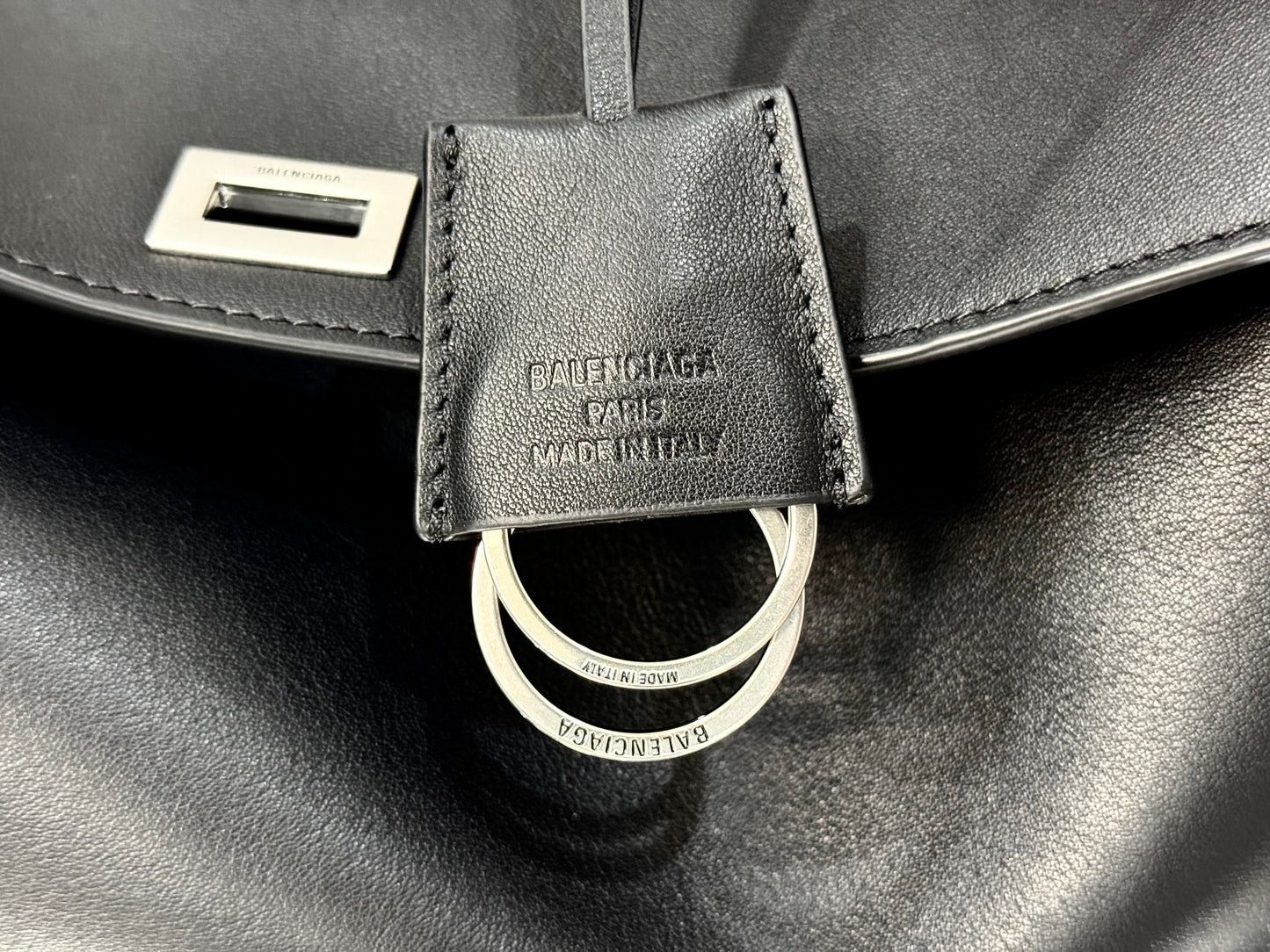 BLCG Medium Leather Rodeo Handbag
(32x6.5x20cm)