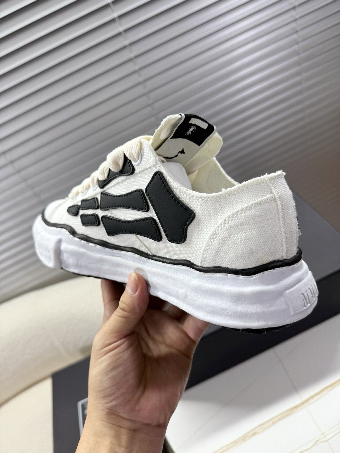 Amiri Sneakers