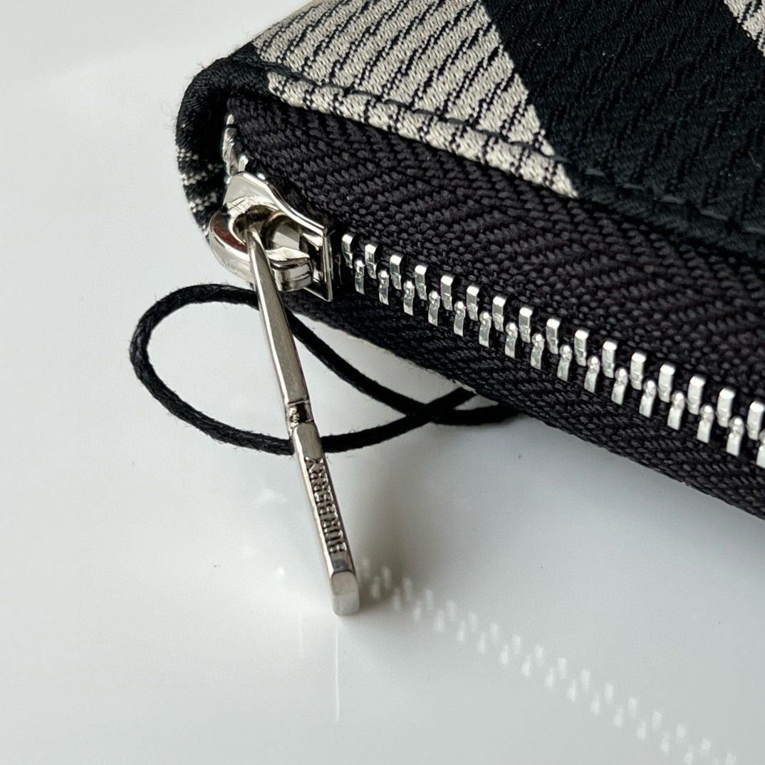 BBR Long Zipped Wallet