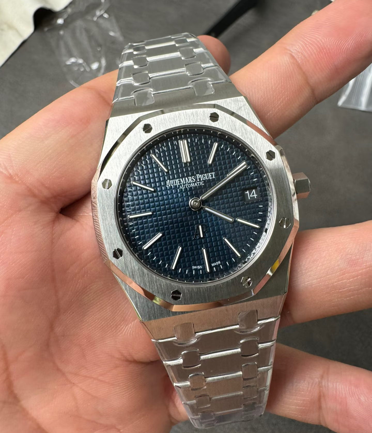 Audemars Piguet Royal Oak Selfwinding 15400ST 37mm