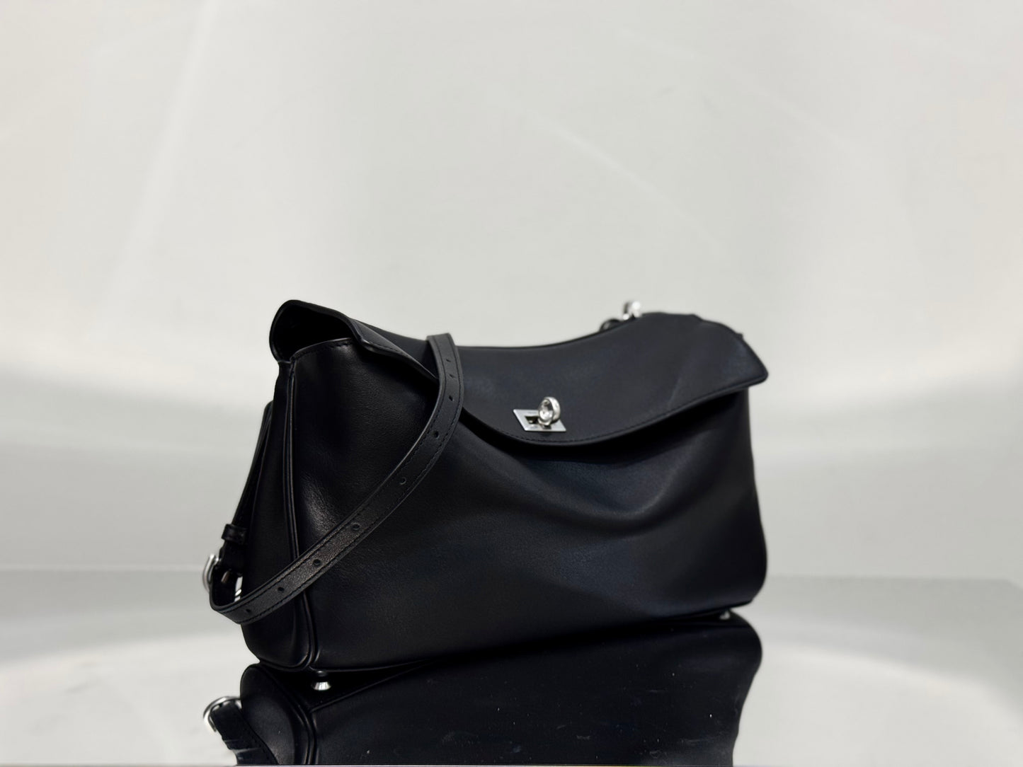 BLCG Medium Leather Rodeo Handbag
(32x6.5x20cm)