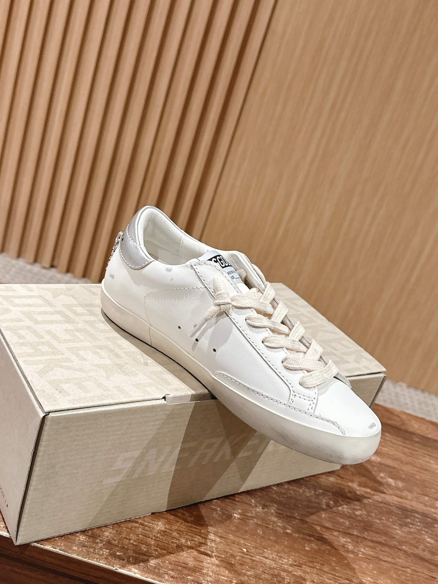 Golden Goose Sneaker