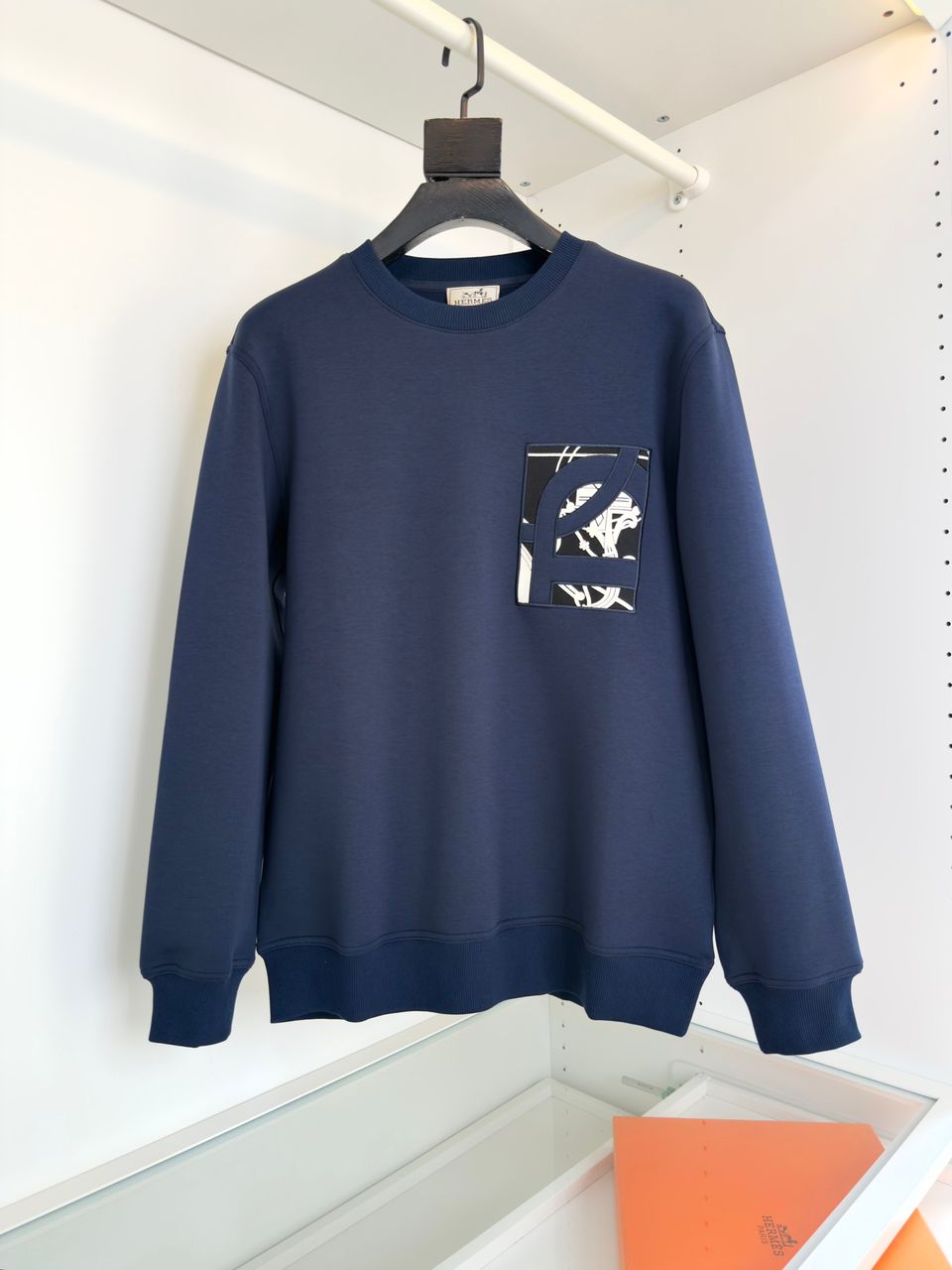Hermes sweater
