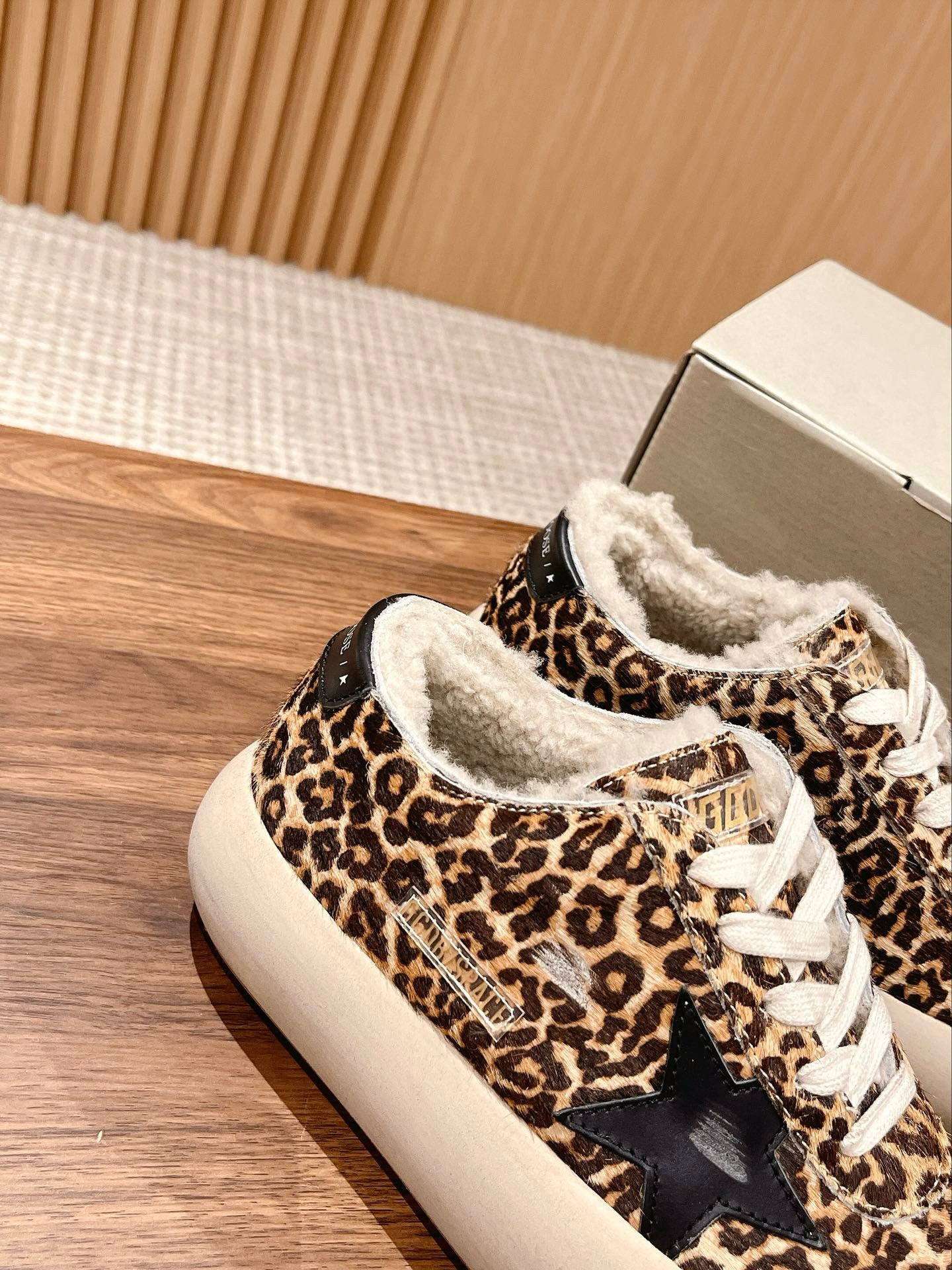 Golden Goose Sneaker