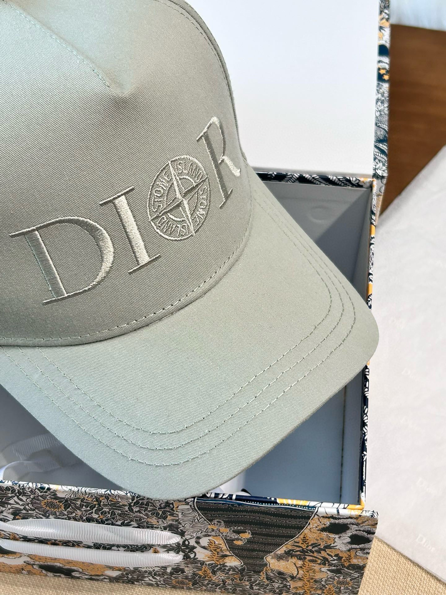 Dior Cap