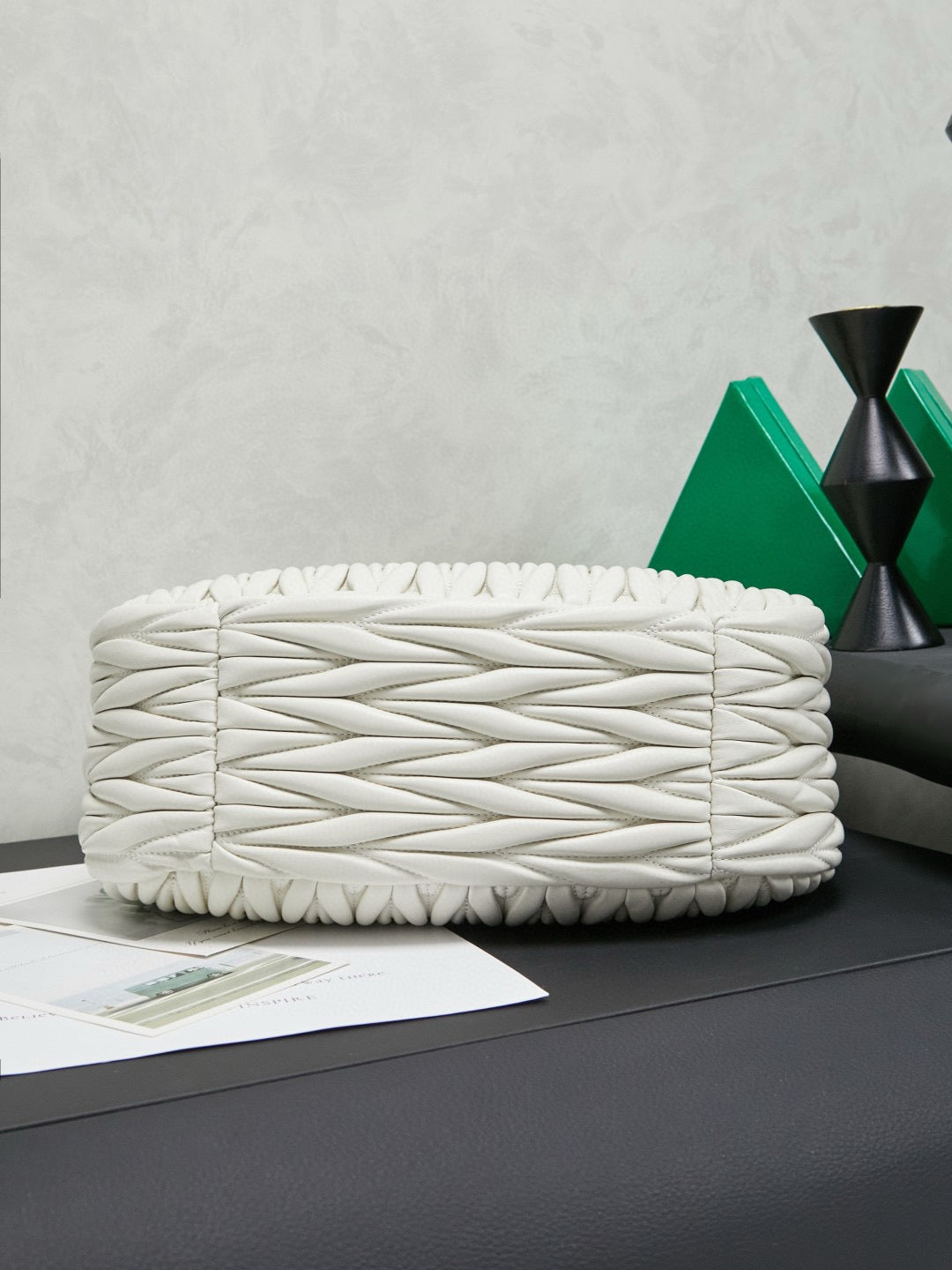 Miu Miu Wander Bag 29x24x10cm