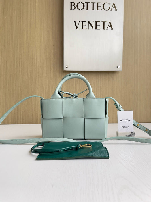 Bottega Veneta Tote Mini