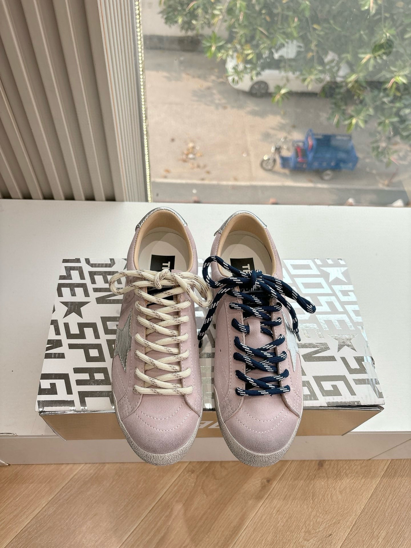 Golden Goose Sneaker