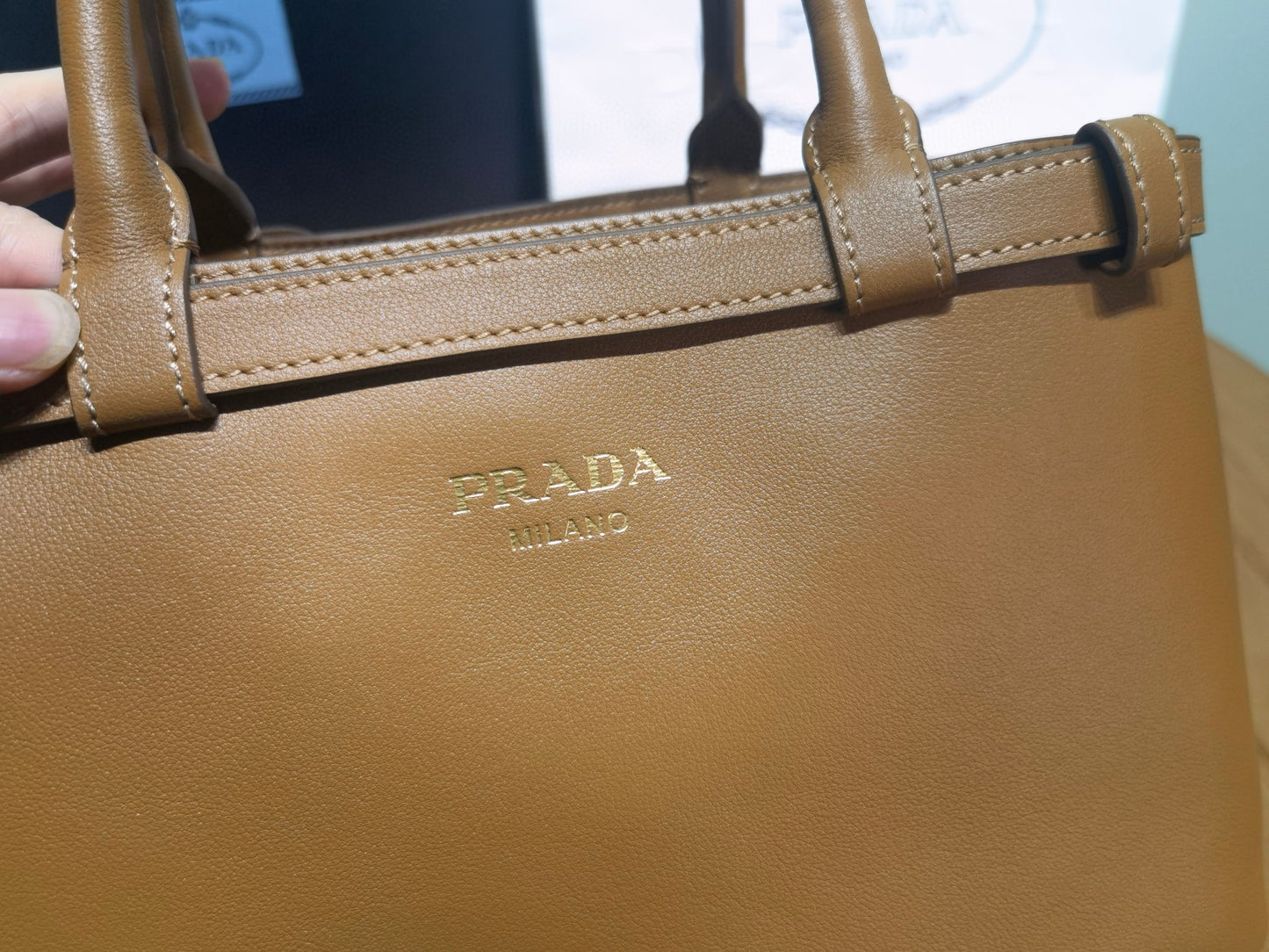 Prada Handbag 28x18x10.5cm