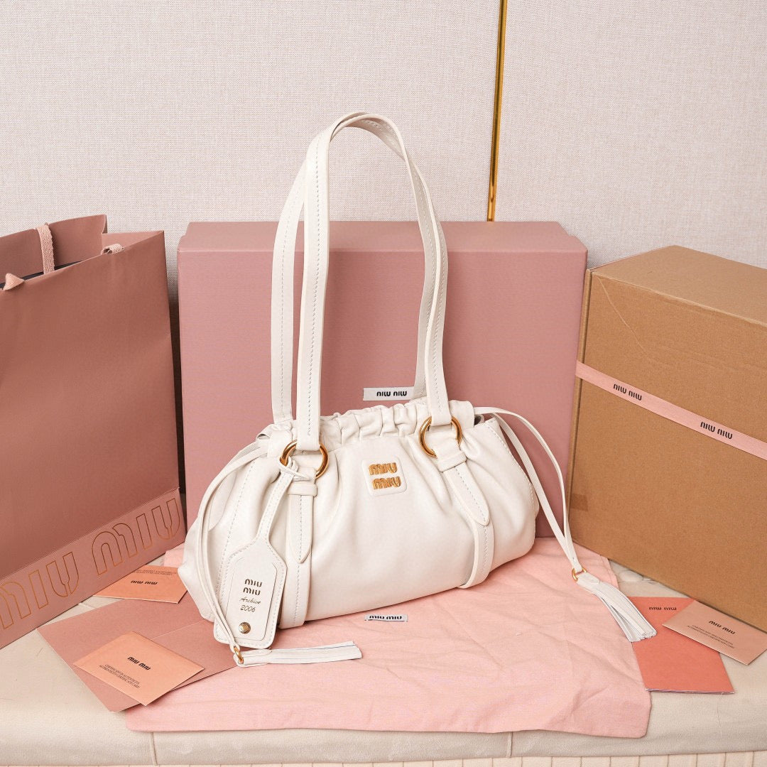 Miu Miu Shoulder Bag 32x16x10.5cm
