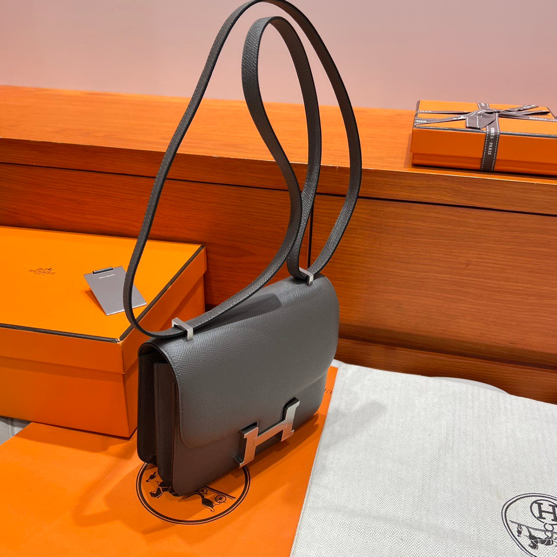 Hermes Constance 19