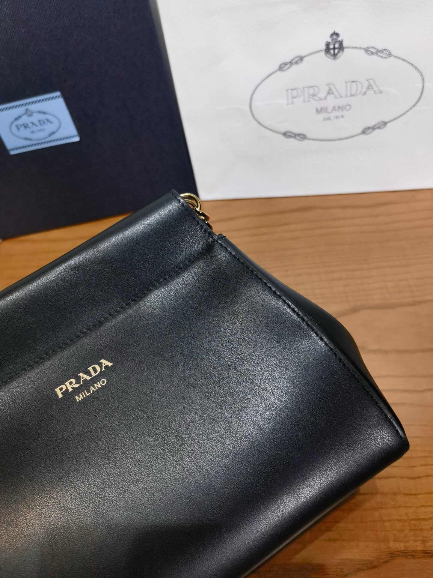 PD Enchaine Shoulder Bag