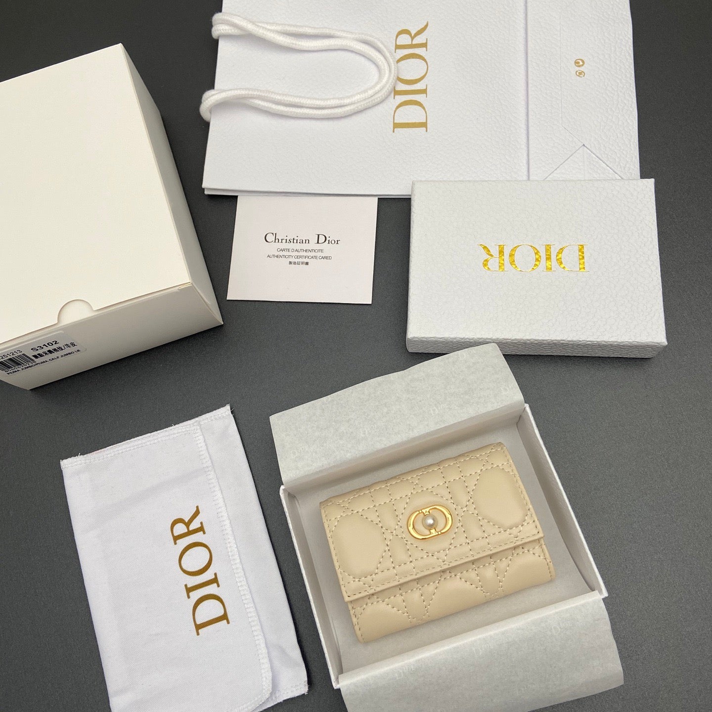 Dior Jolie Glycine Wallet