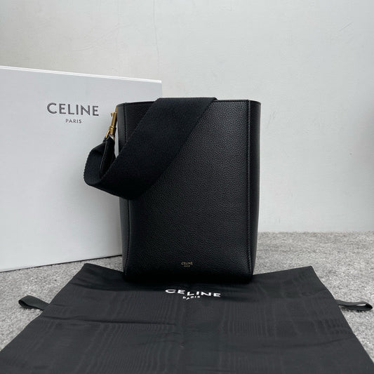 Celine Sangle Bucket