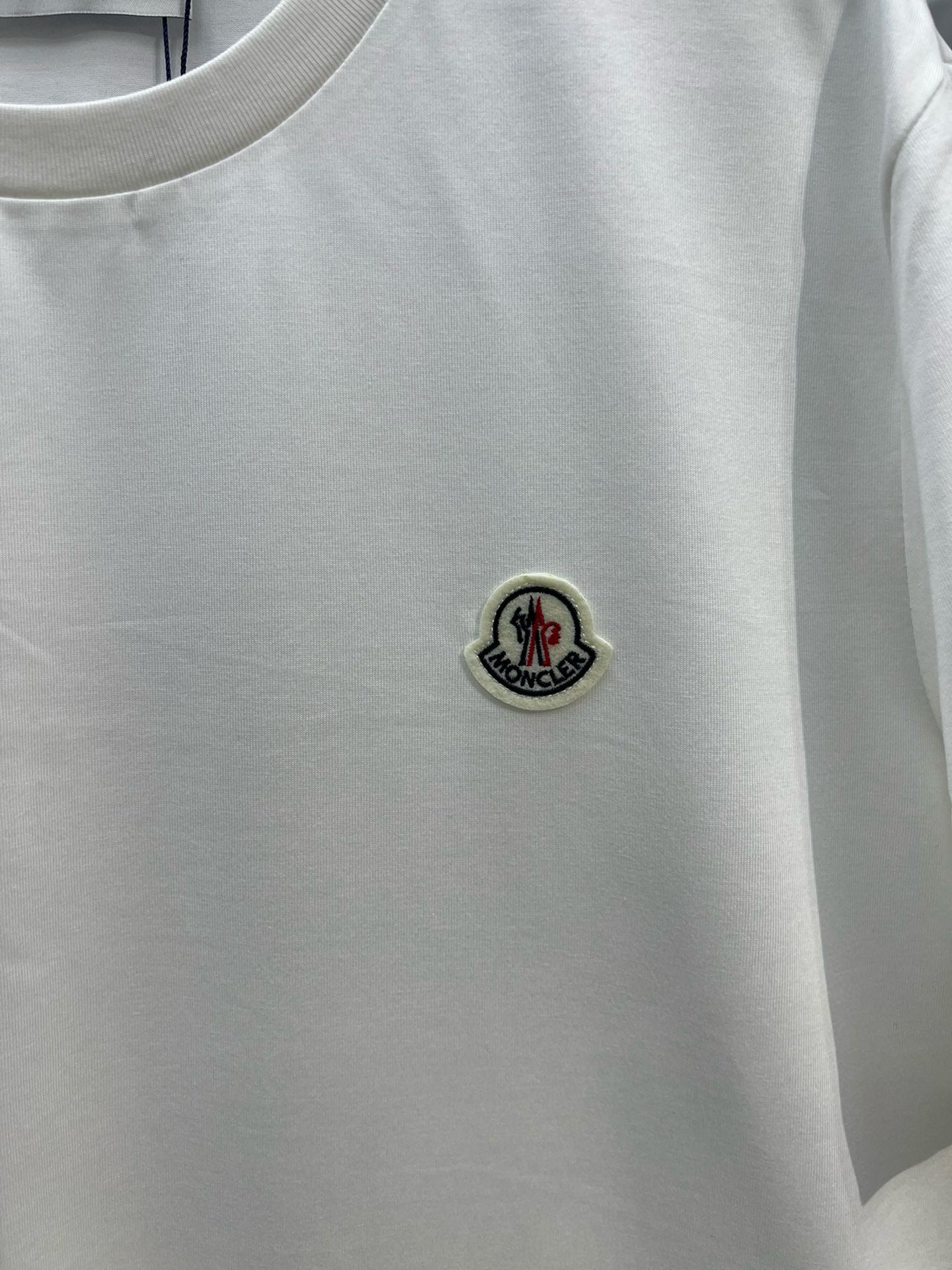 Moncler T-shirt