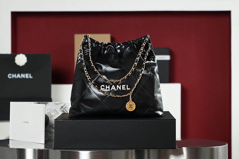 Chanel 22 Bag (38x42x8cm)