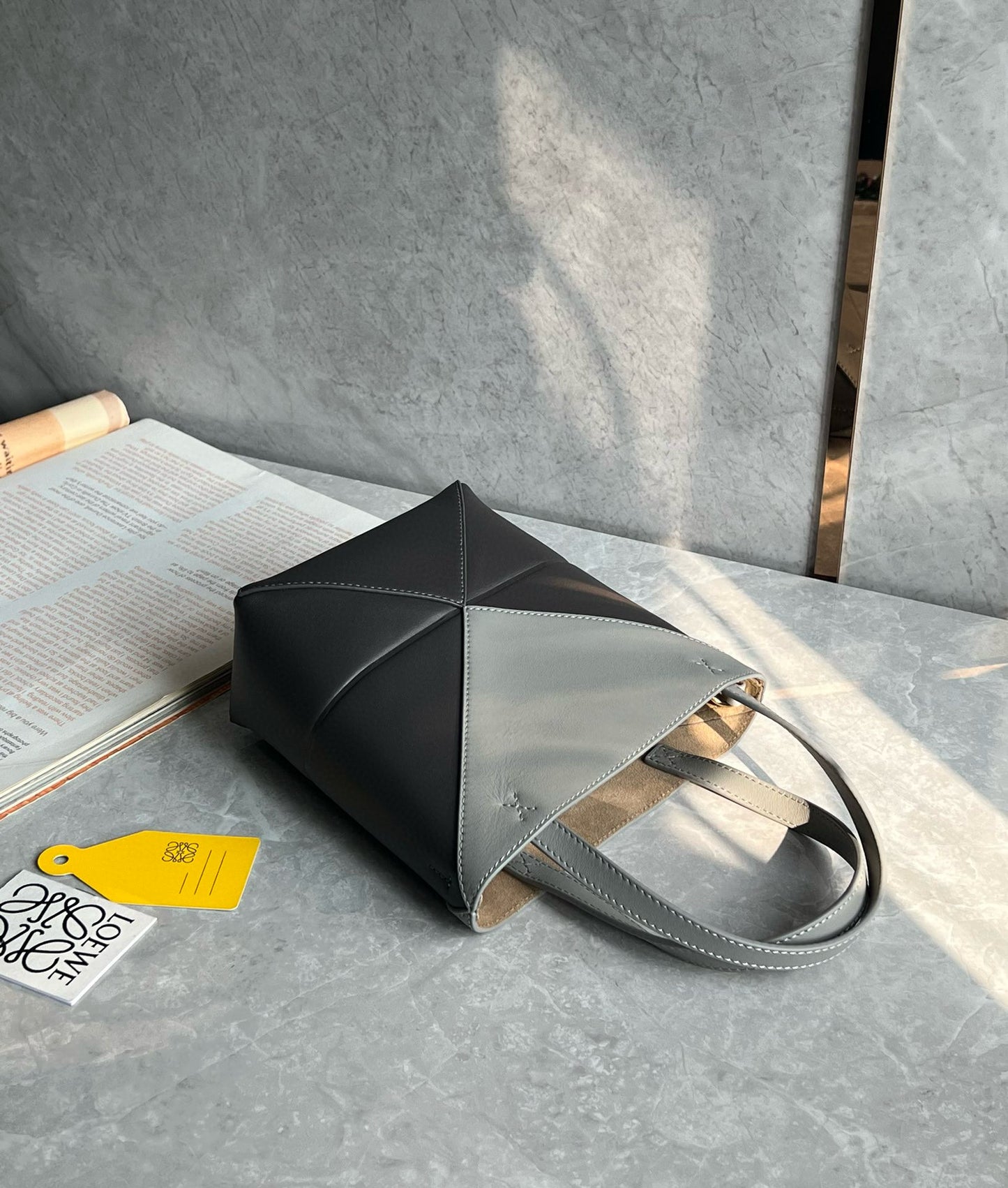 Loewe Puzzle Fold Tote Bag(20x16.5x9.5cm)