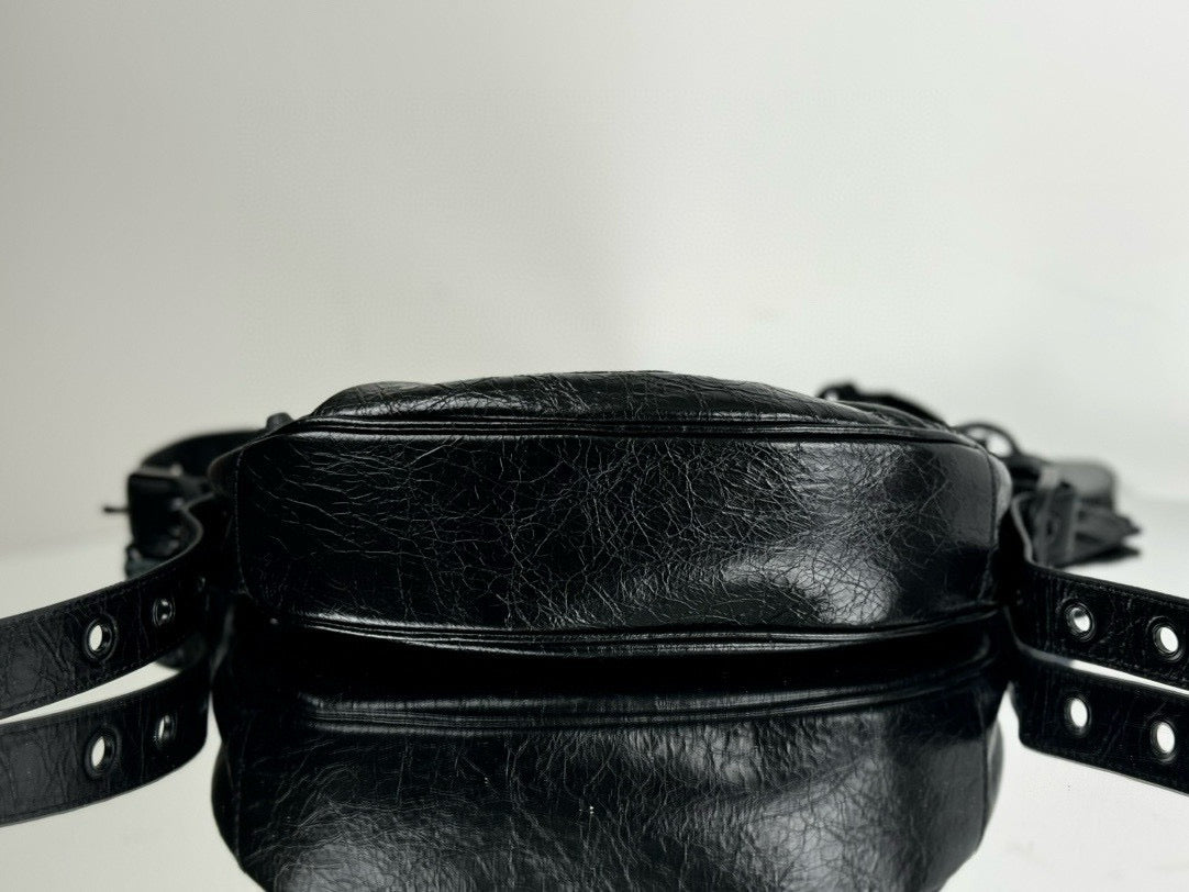 BLCG Le Cagole Moon Bag(26x16x10cm)