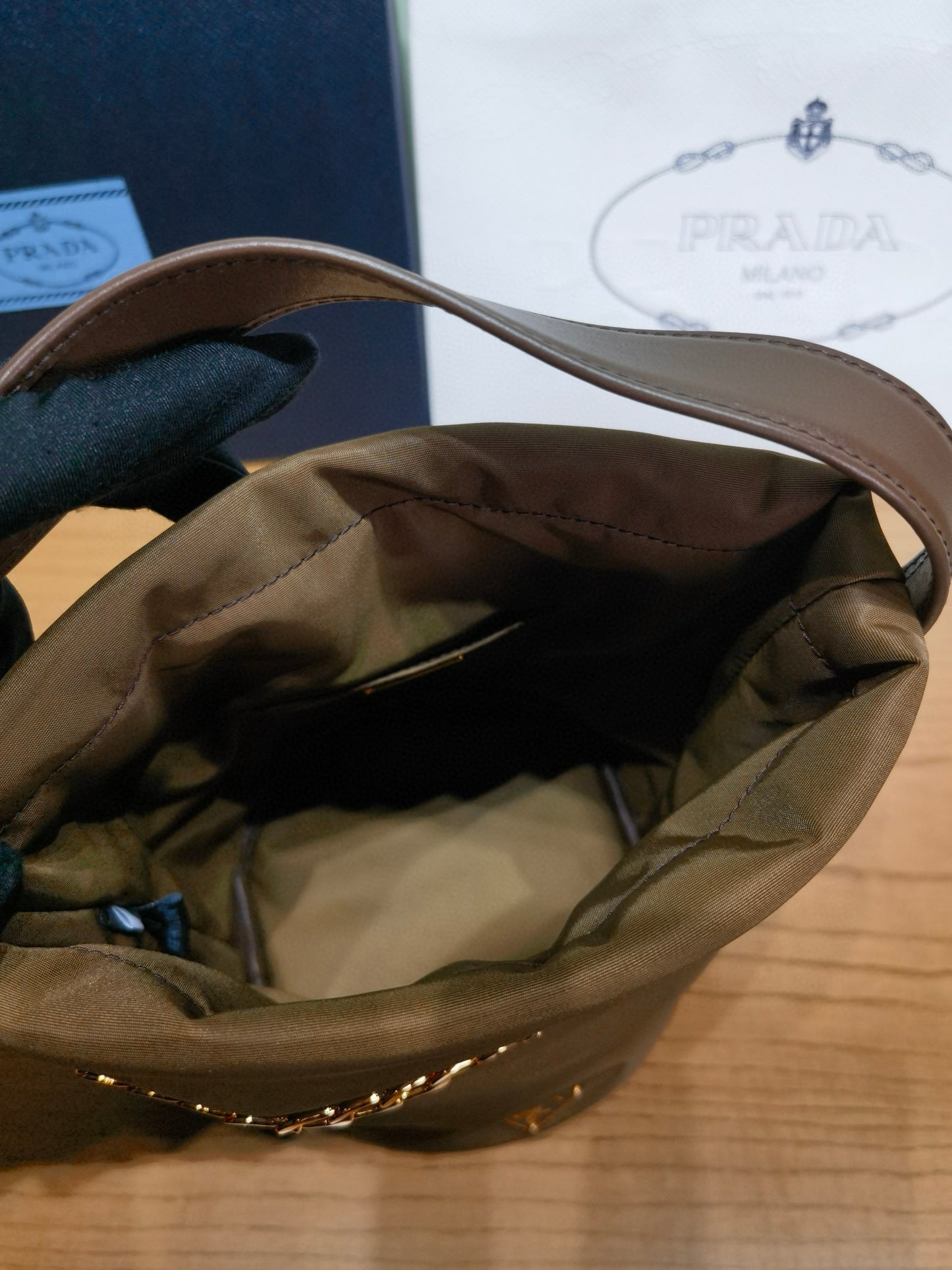PD Petit Sac Noir Bucket Bag