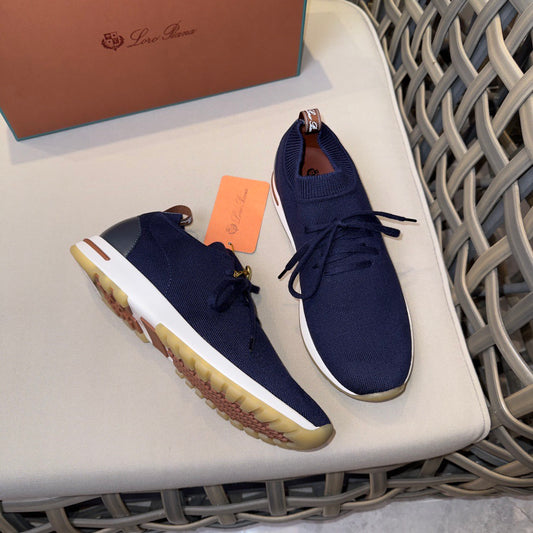LP Sneakers