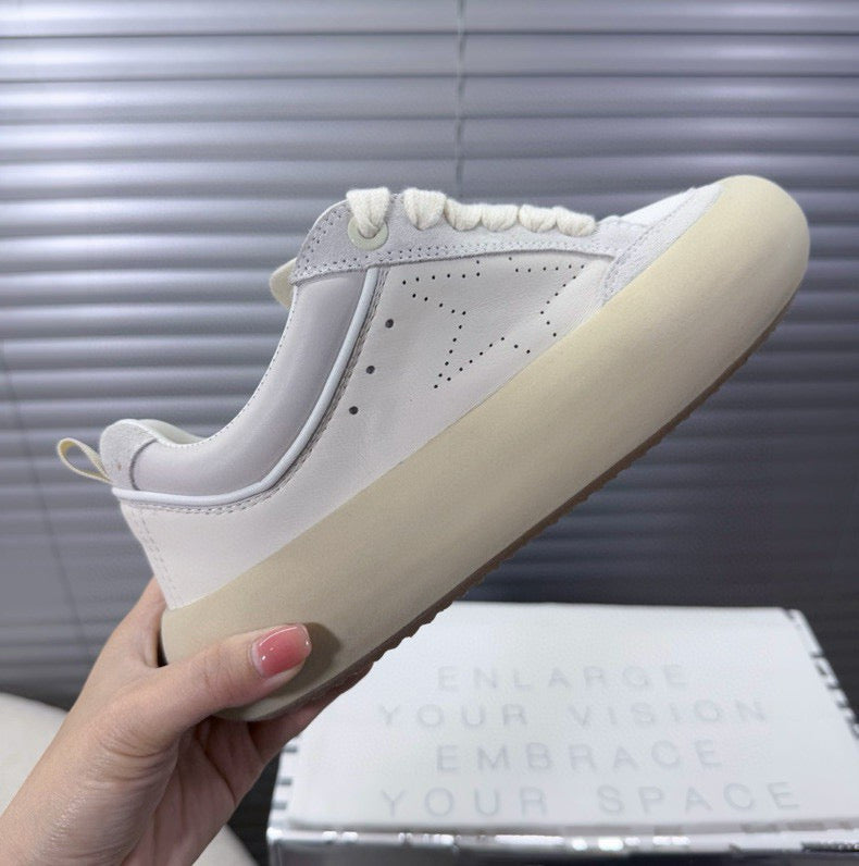 Golden Goose Sneaker