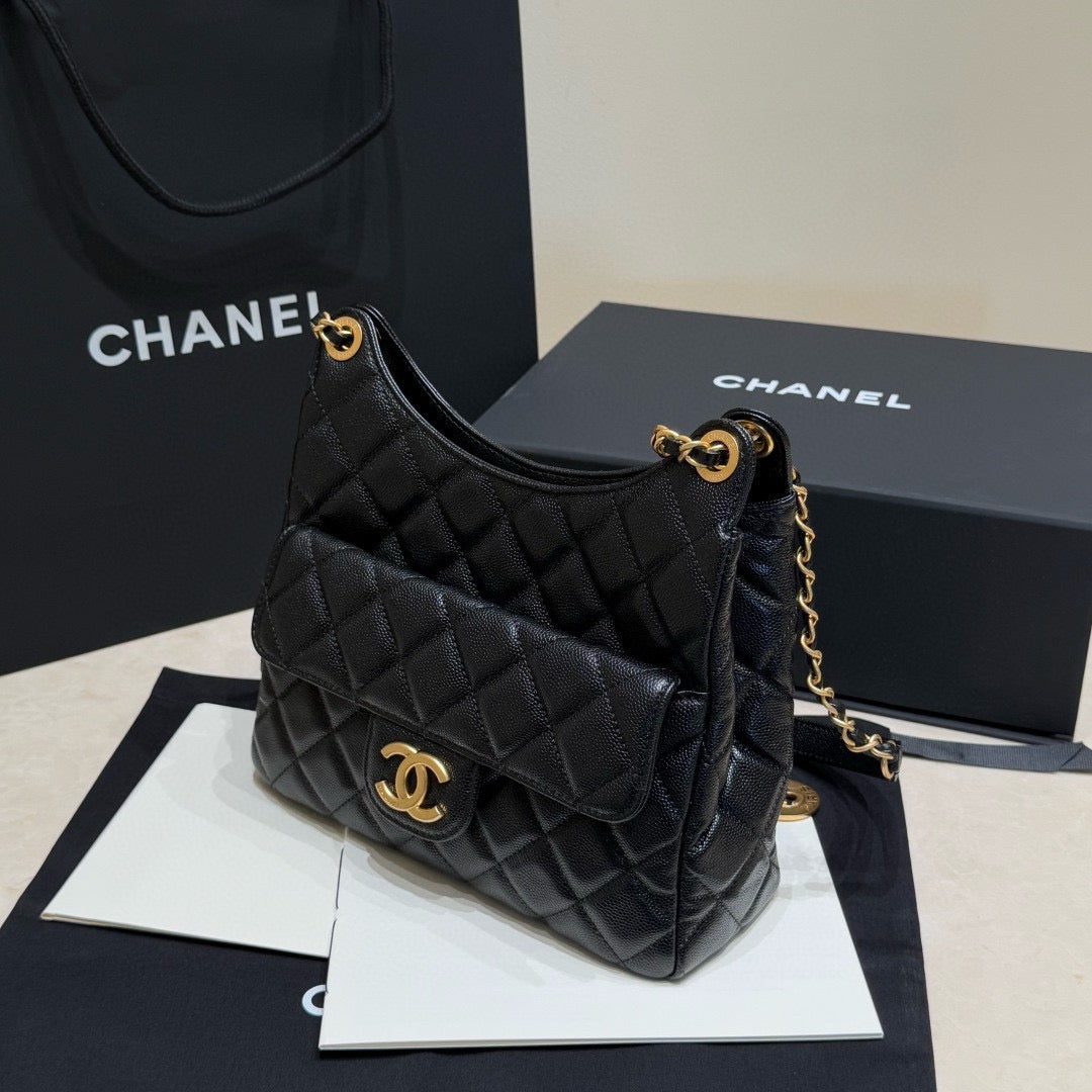 Chanel 23C Hobo (22.5x21.5x7cm)