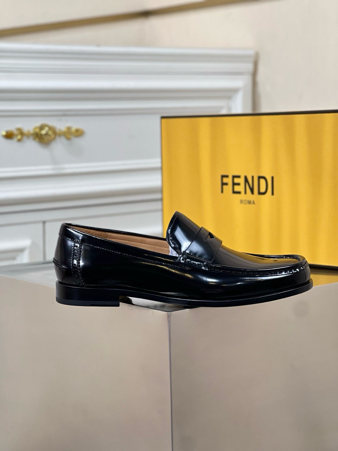 Fendi Loafer