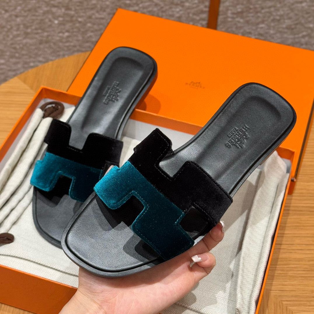 Hermes Slippers