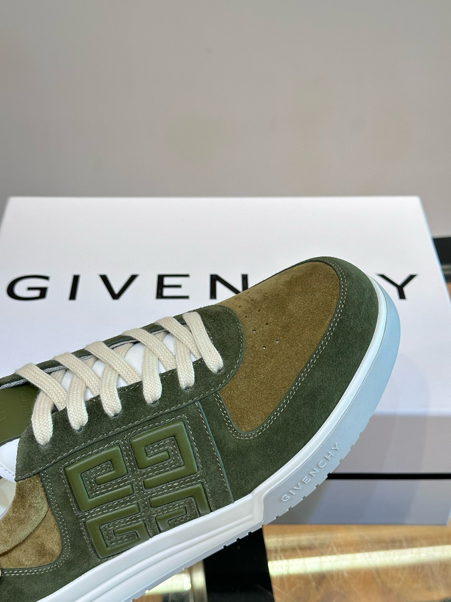 Givenchy Sneakers