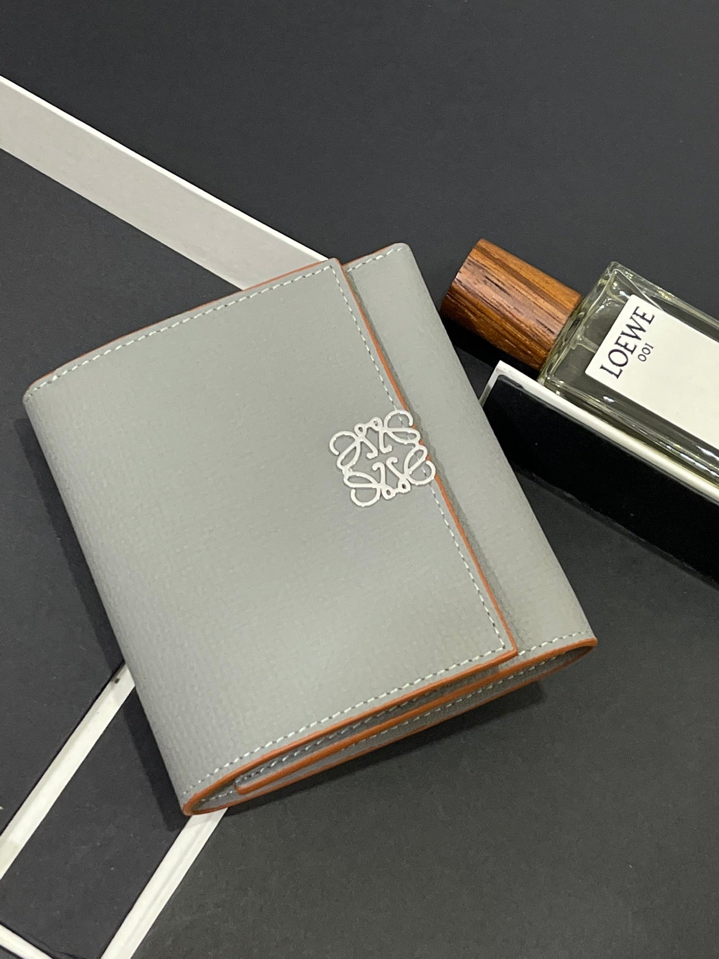 Loewe Wallet