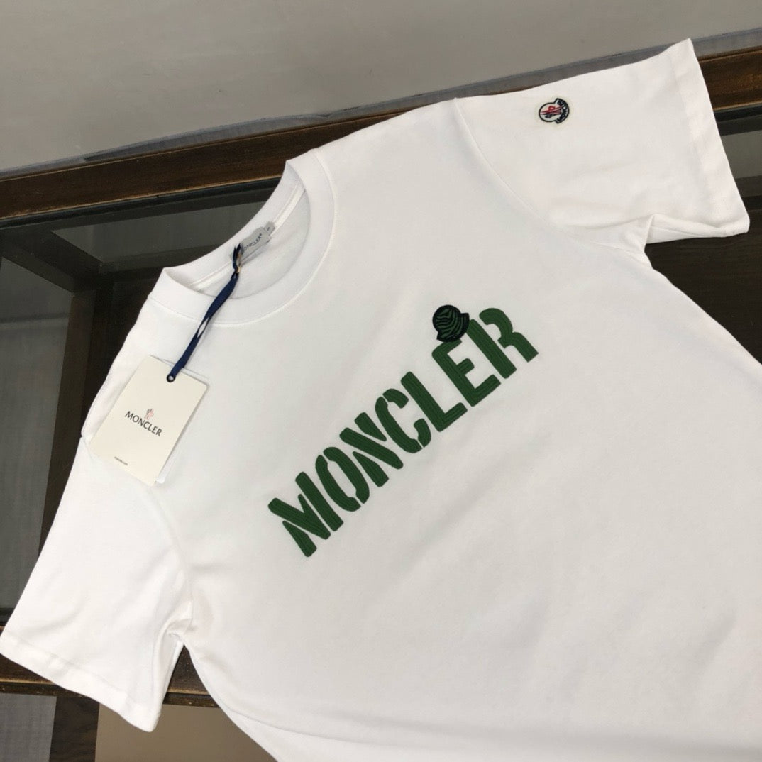 Moncler T-shirt