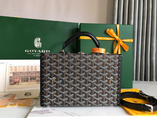 Goyard Grand Hôtel 24.5x7.5x17cm