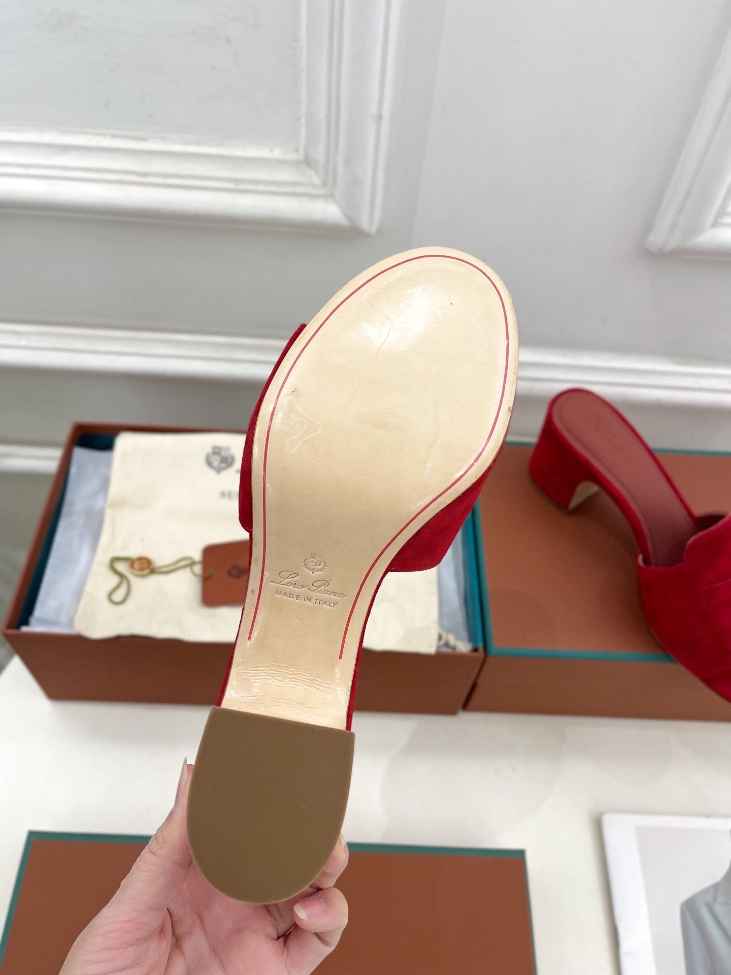 LP Sandals