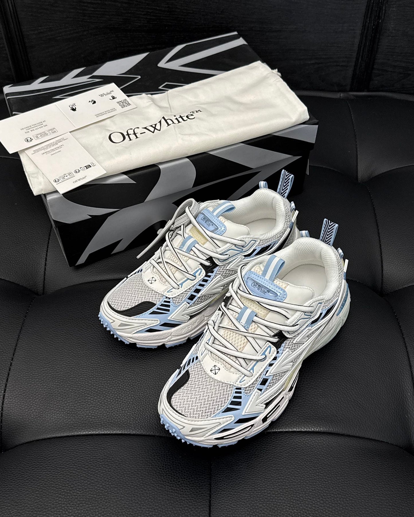 Off-White ODSY 1000 Sneaker